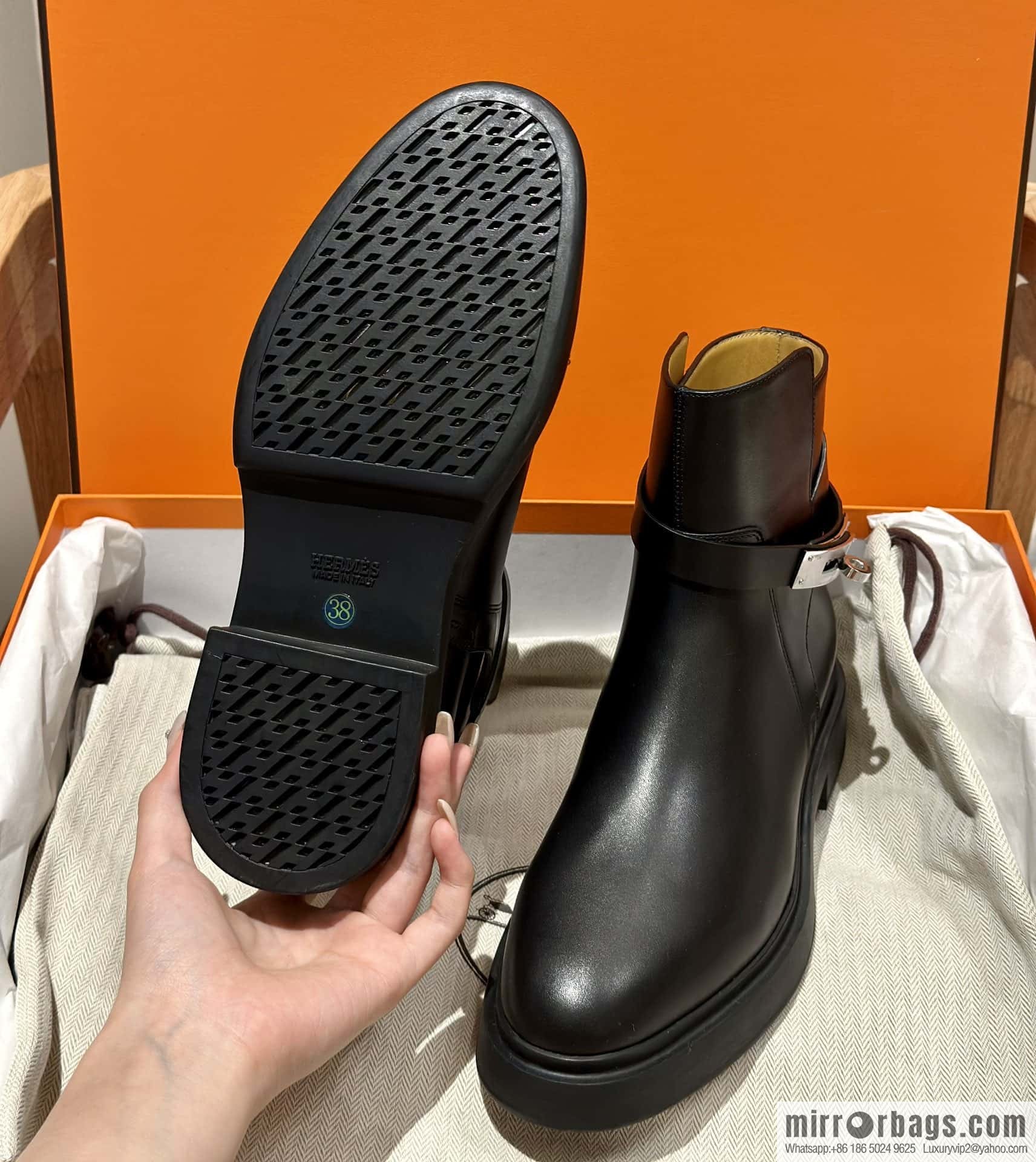 New version of Hermès Kelly platform boots, black