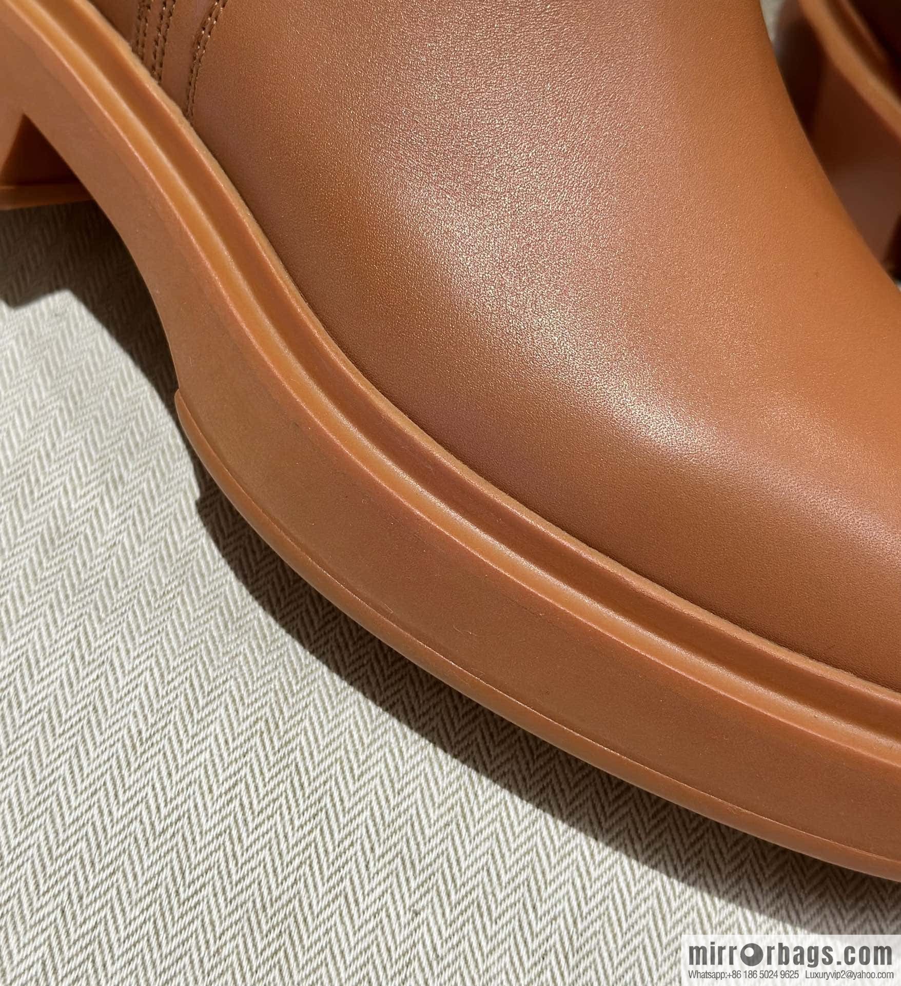 Hermès new version kelly platform boots, brown