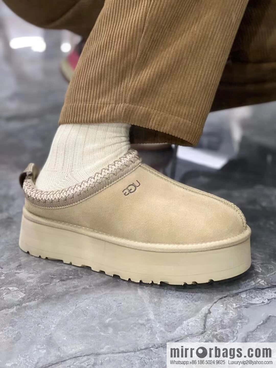 UGG Autumn and winter ethnic style Tacs thick-soled fluffy slippers