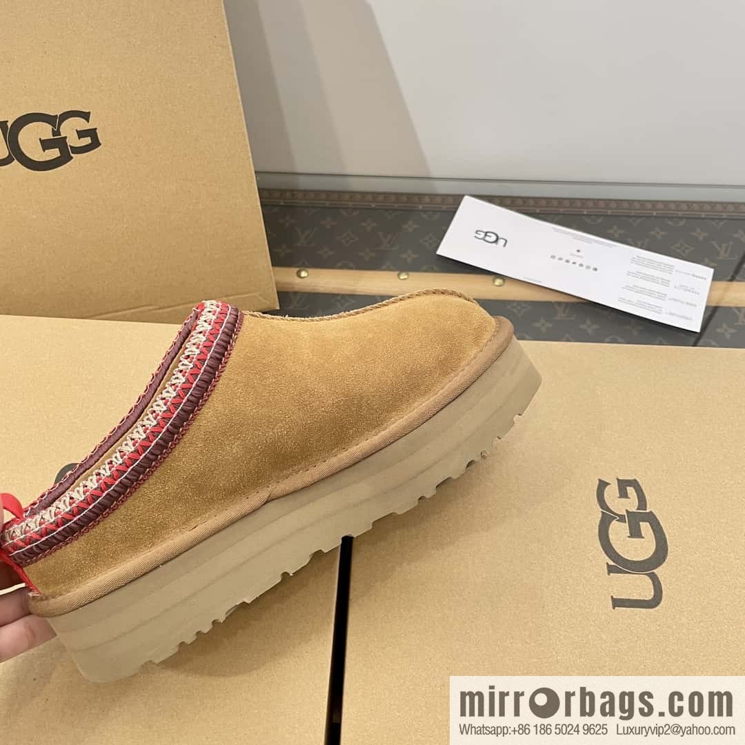 UGG Autumn and winter ethnic style Tacs thick-soled fluffy slippers