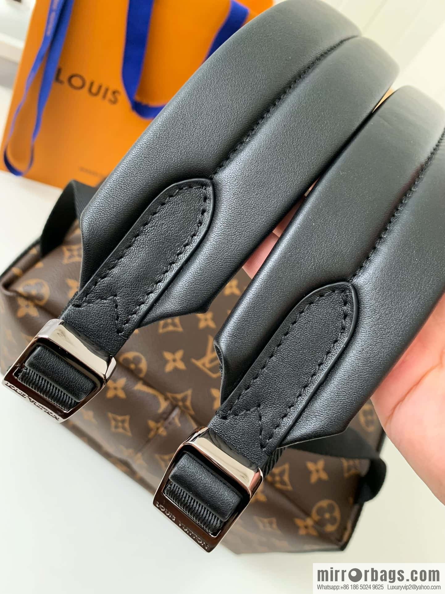 LV M46684 Discovery Backpack PM