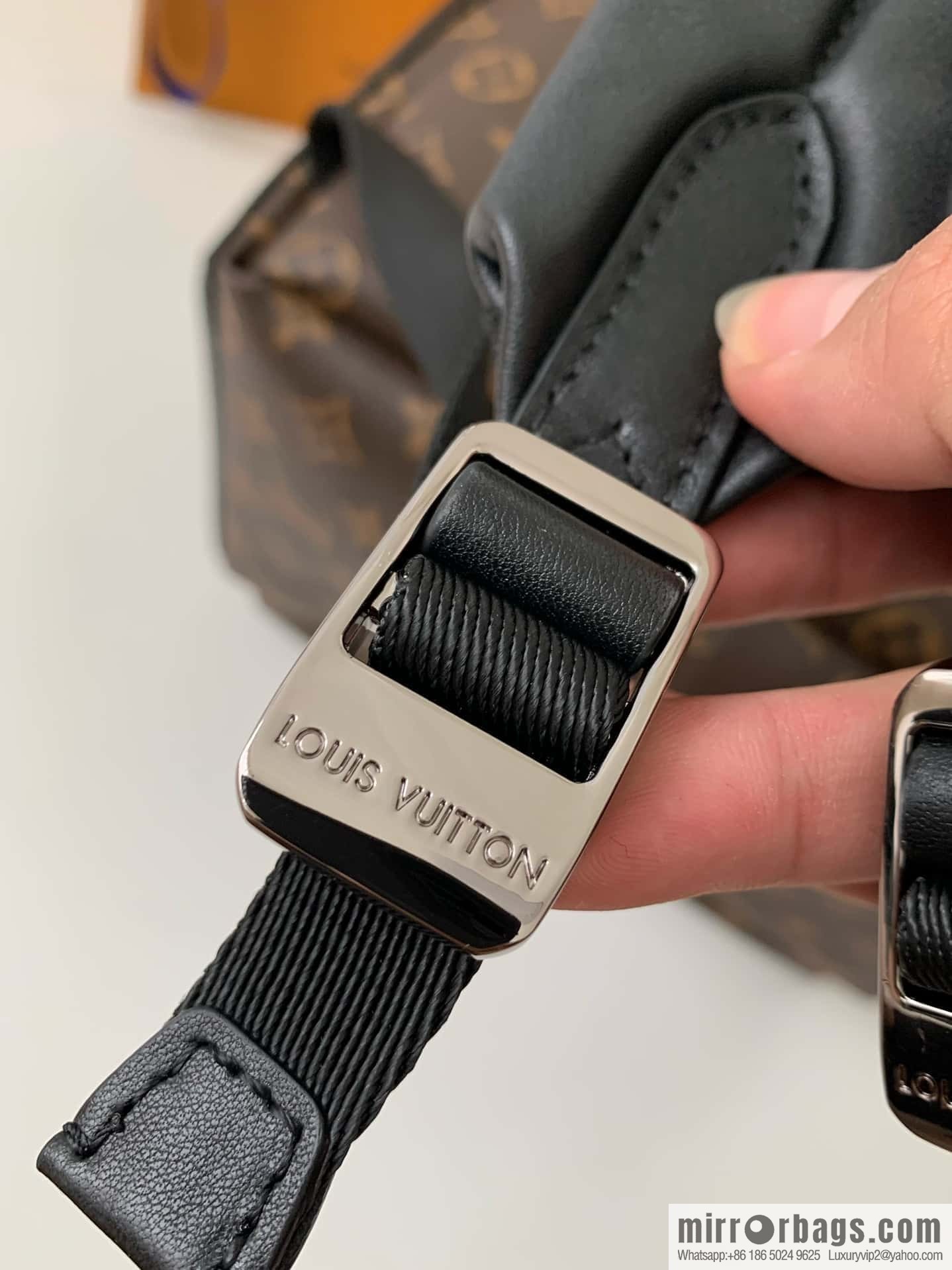LV M46684 Discovery Backpack PM