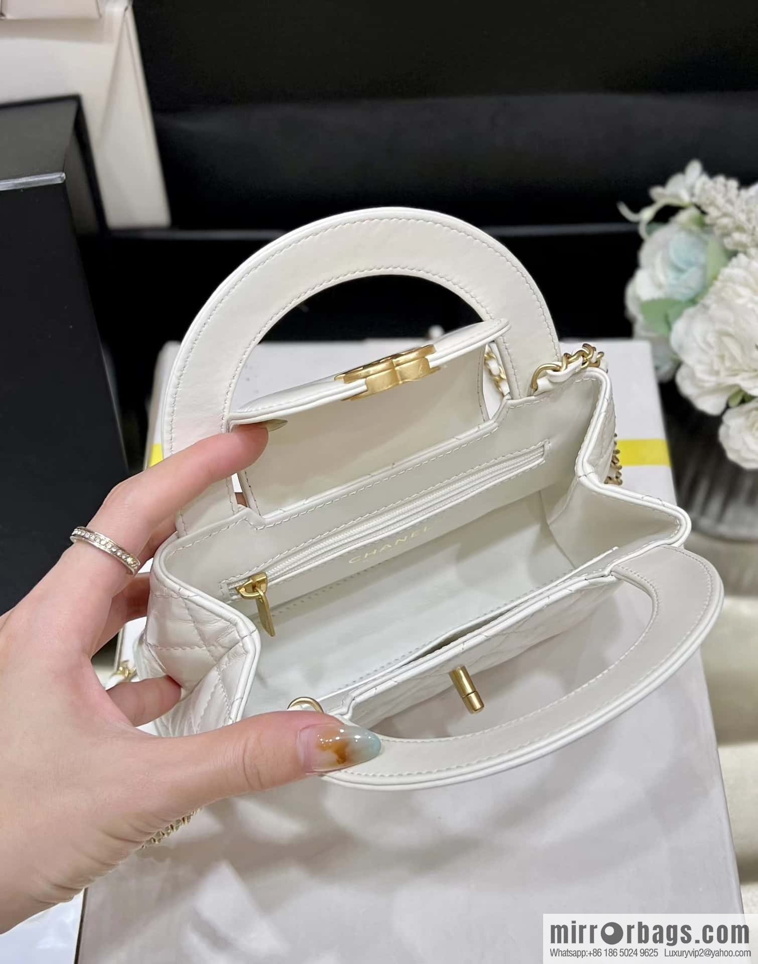 CHANEL 23K autumn and winter series, super hot Kelly bag AS4416 white