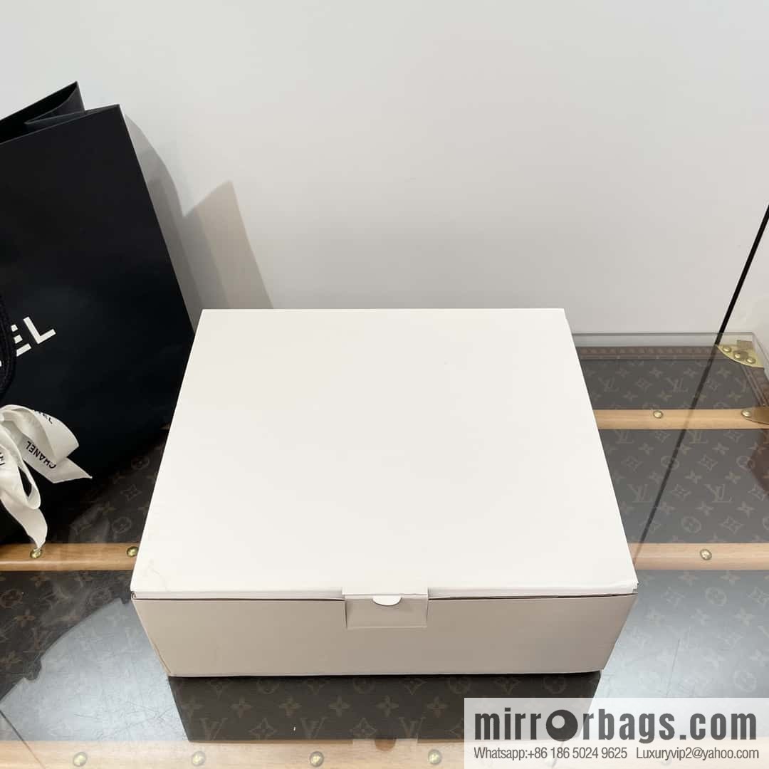 CHANEL Xiaoxiang Autumn and winter rhombus bread boots