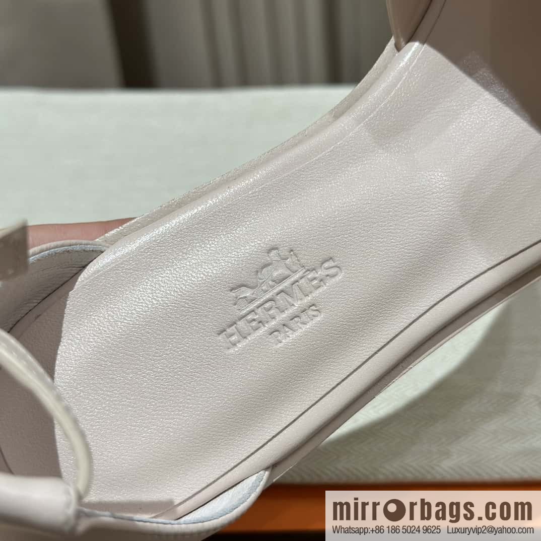 Hermès imported Italian cowhide, new small sandals