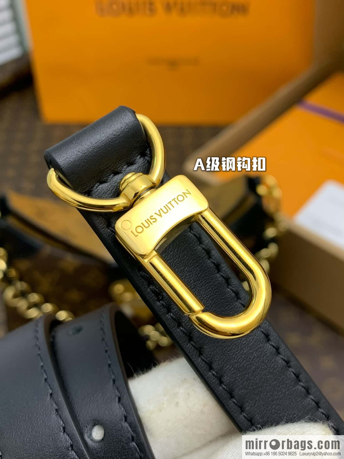 Louis Vuitton M46659 LV TWINNY handbag
