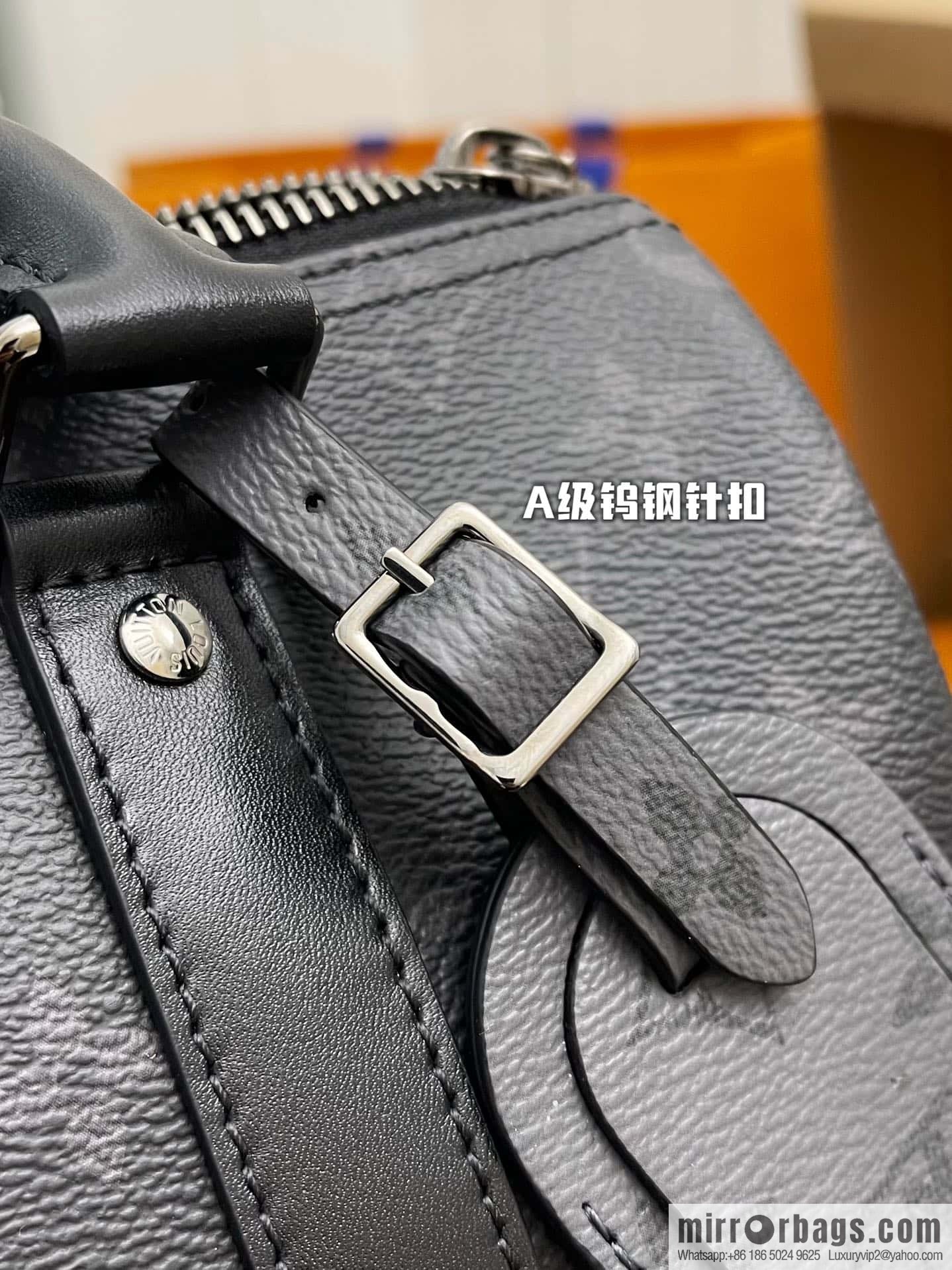 Louis Vuitton M46271 KEEPALL BANDOULI RE 25 handbag