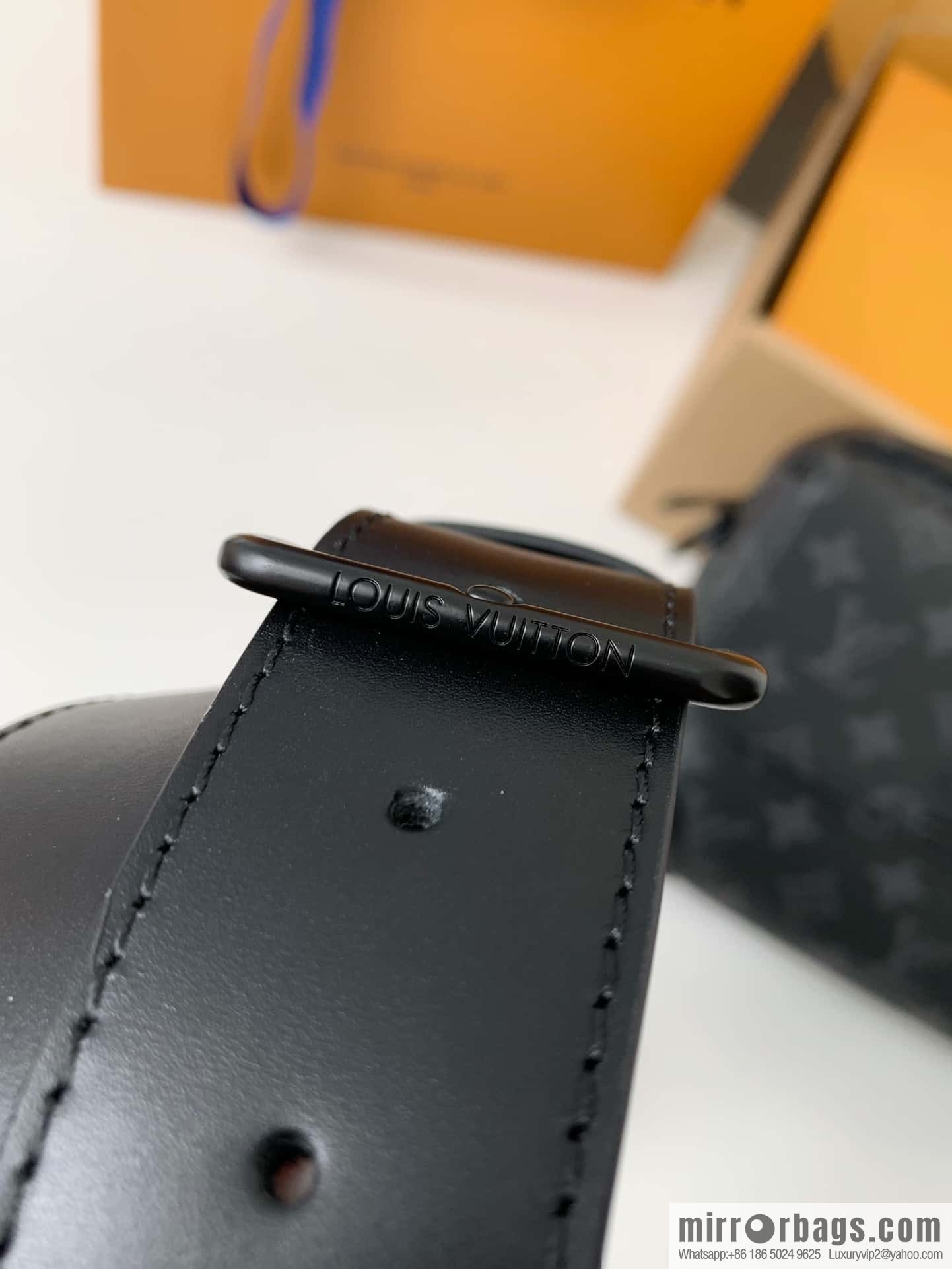 Louis Vuitton M46795 Steamer Messenger
