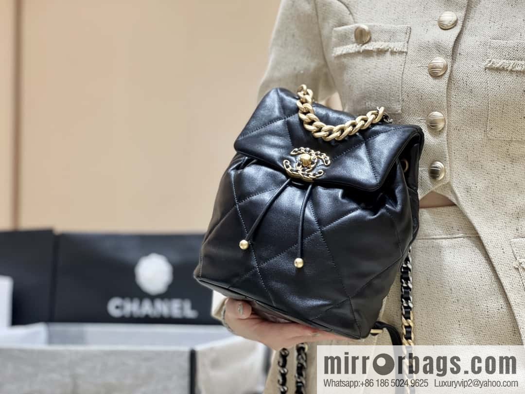 CHANEL 24C early spring vacation series 19 double backpack AS4223