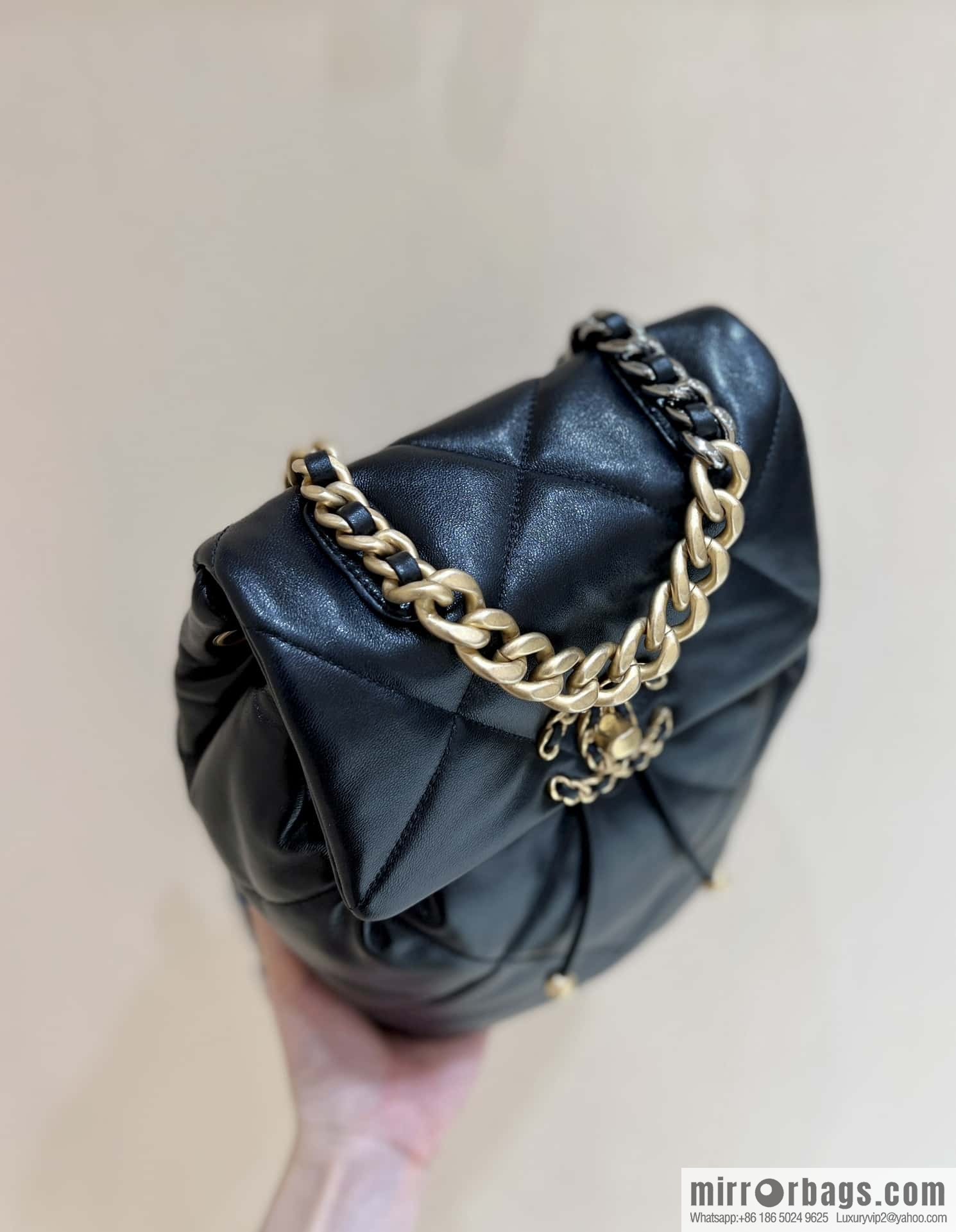 CHANEL 24C early spring vacation series 19 double backpack AS4223