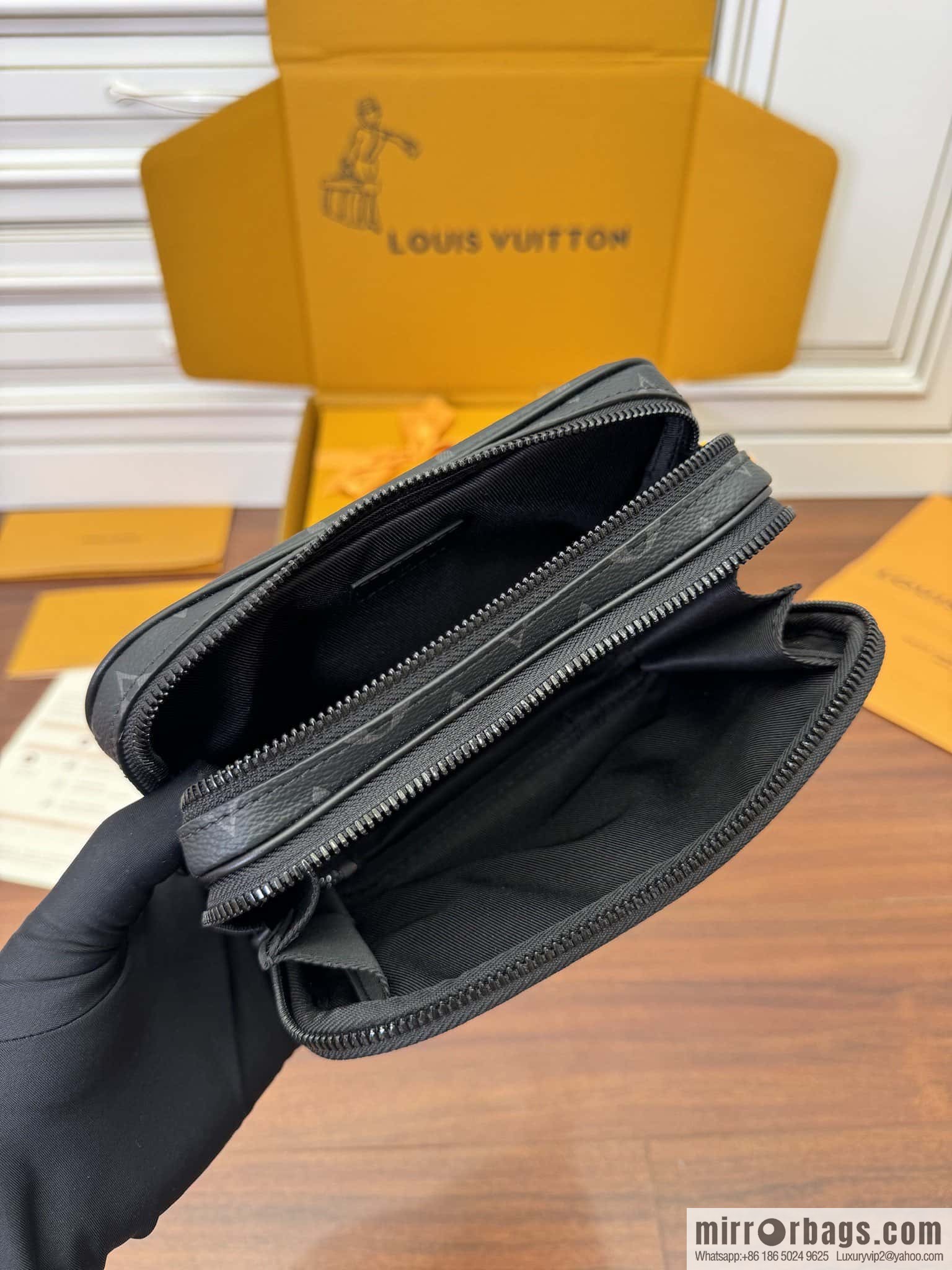 LV M82542 Alpha Wearable Wallet