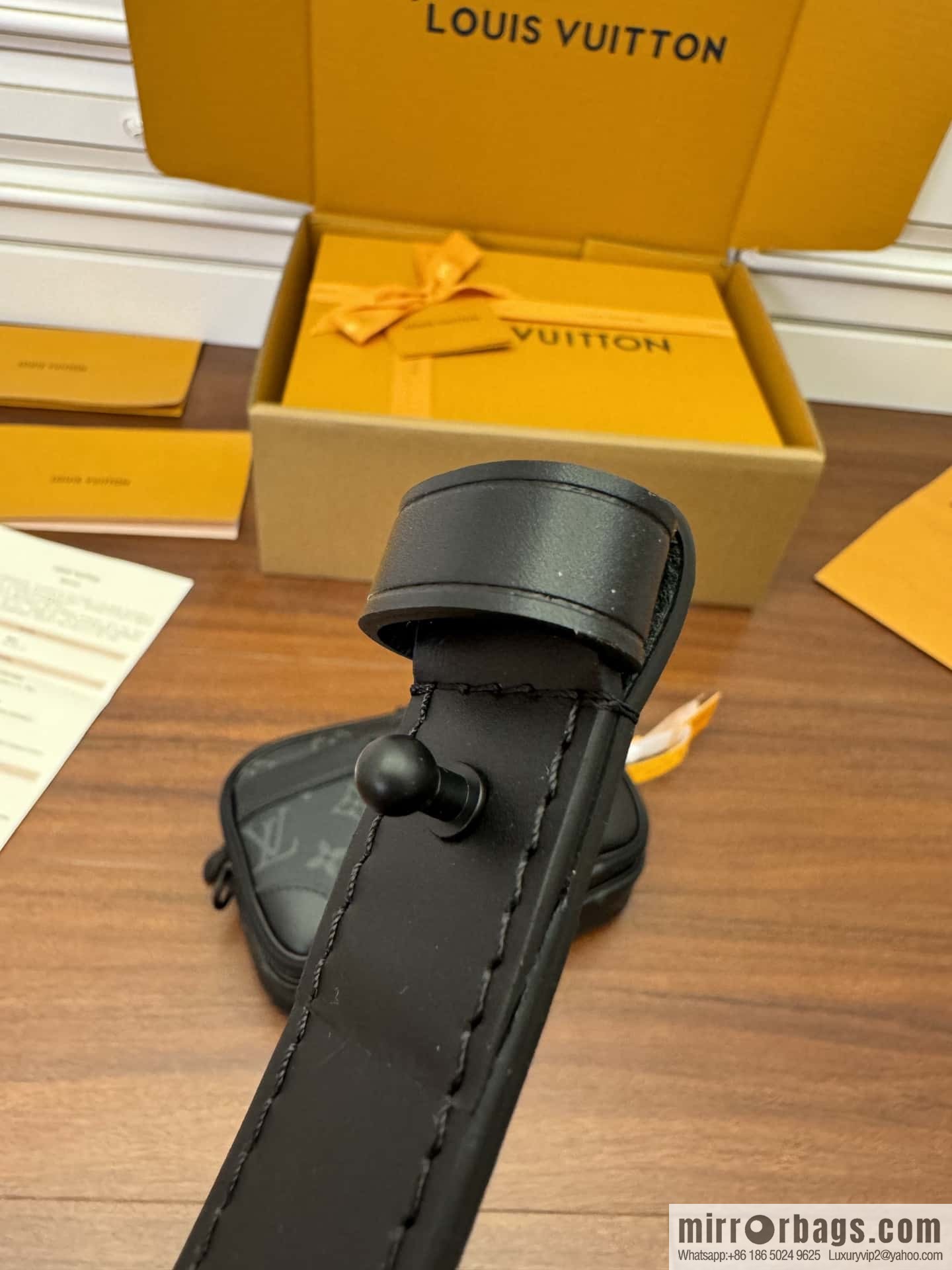 LV M82542 Alpha Wearable Wallet