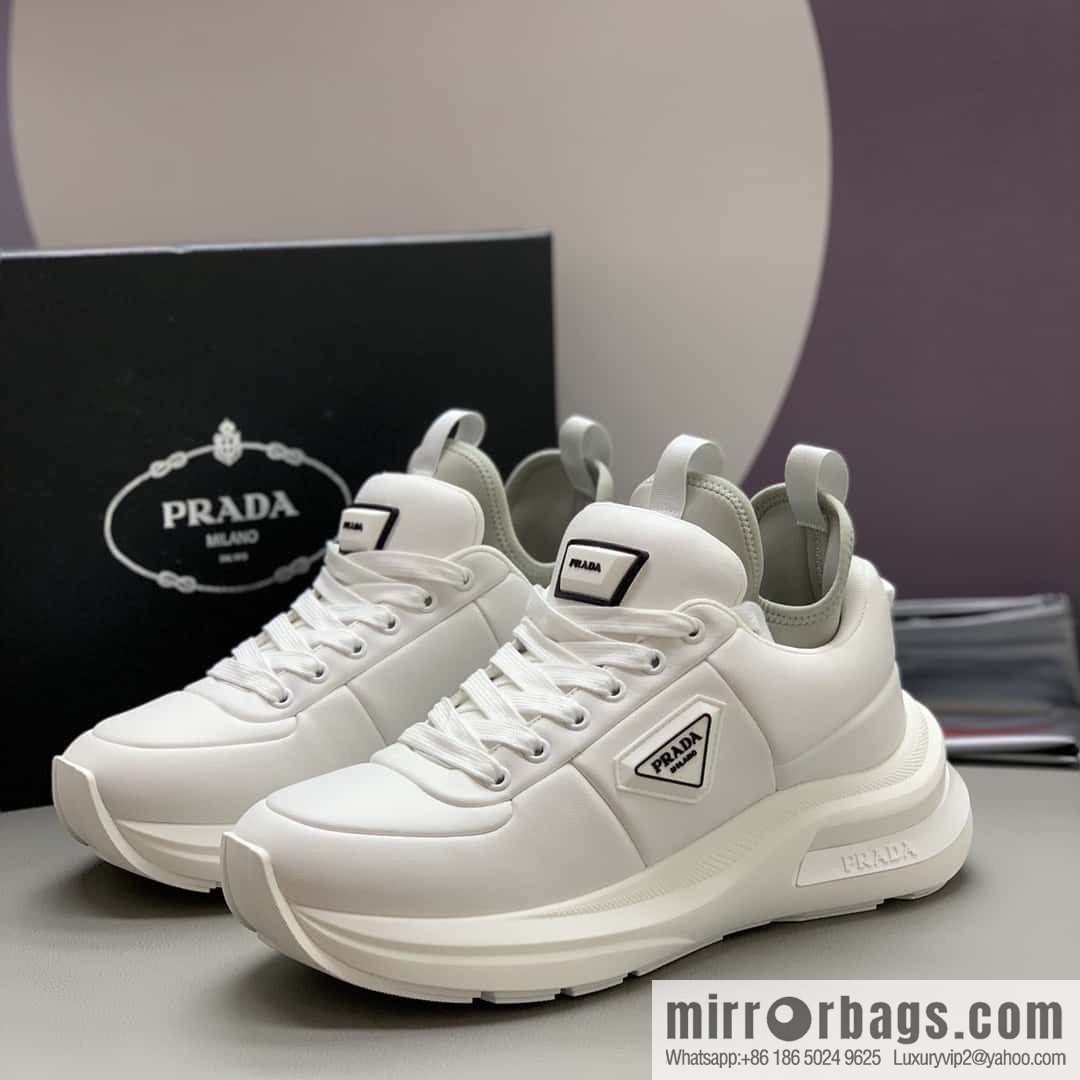 PRADA tongue embossed logo letters, autumn and winter men's casual shoes