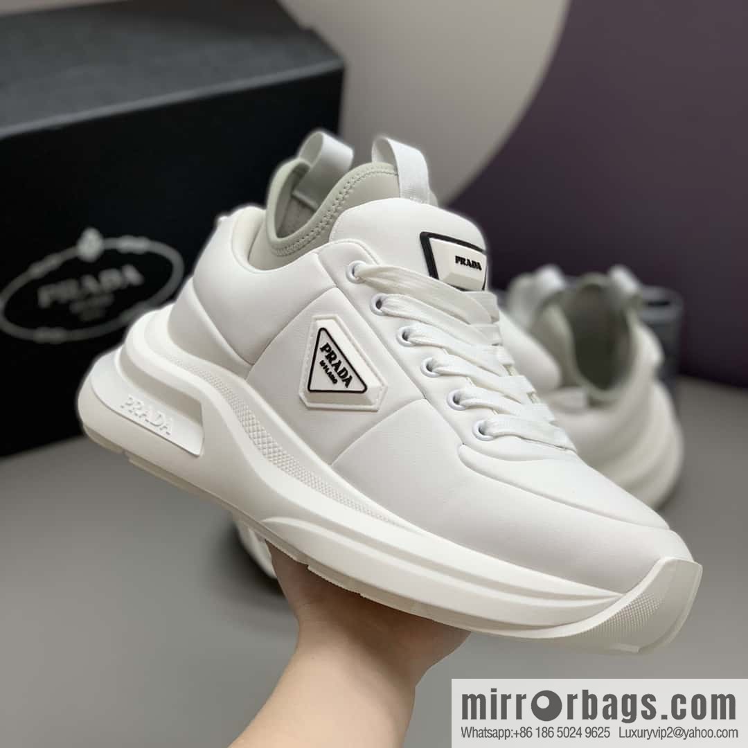 PRADA tongue embossed logo letters, autumn and winter men's casual shoes