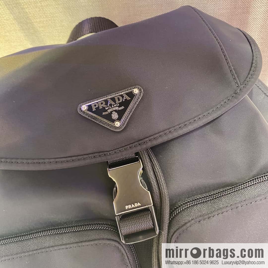PRADA classic triangle enamel logo, imported parachute fabric backpack 1BZ005
