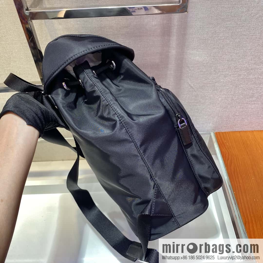PRADA classic triangle enamel logo, imported parachute fabric backpack 1BZ005