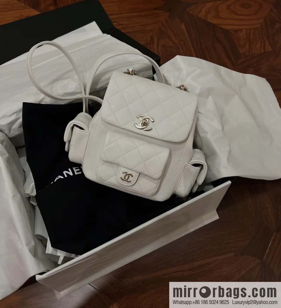 CHANEL 23K new, tank Dumas small shoulder backpack AS4399 white