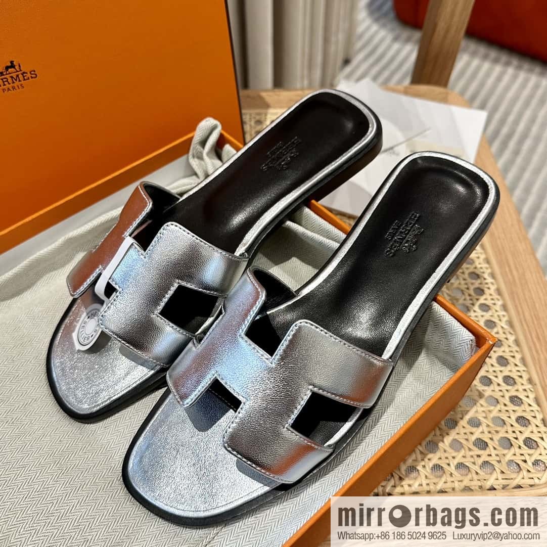 Hermès leather outsole H slippers