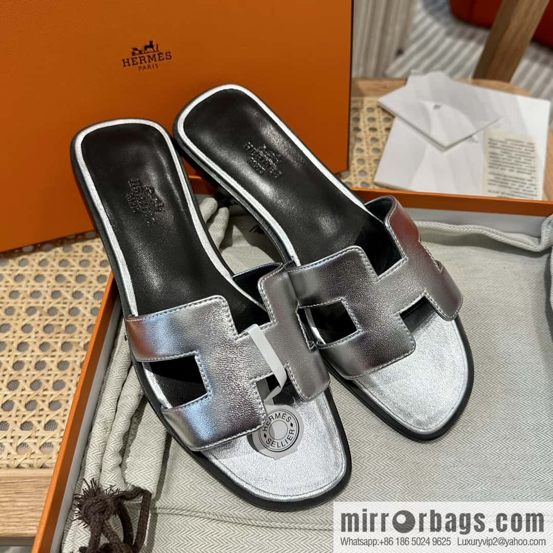 Hermès leather outsole H slippers