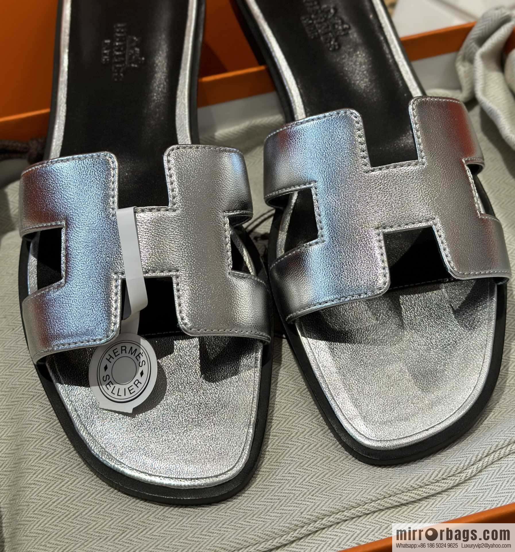 Hermès leather outsole H slippers