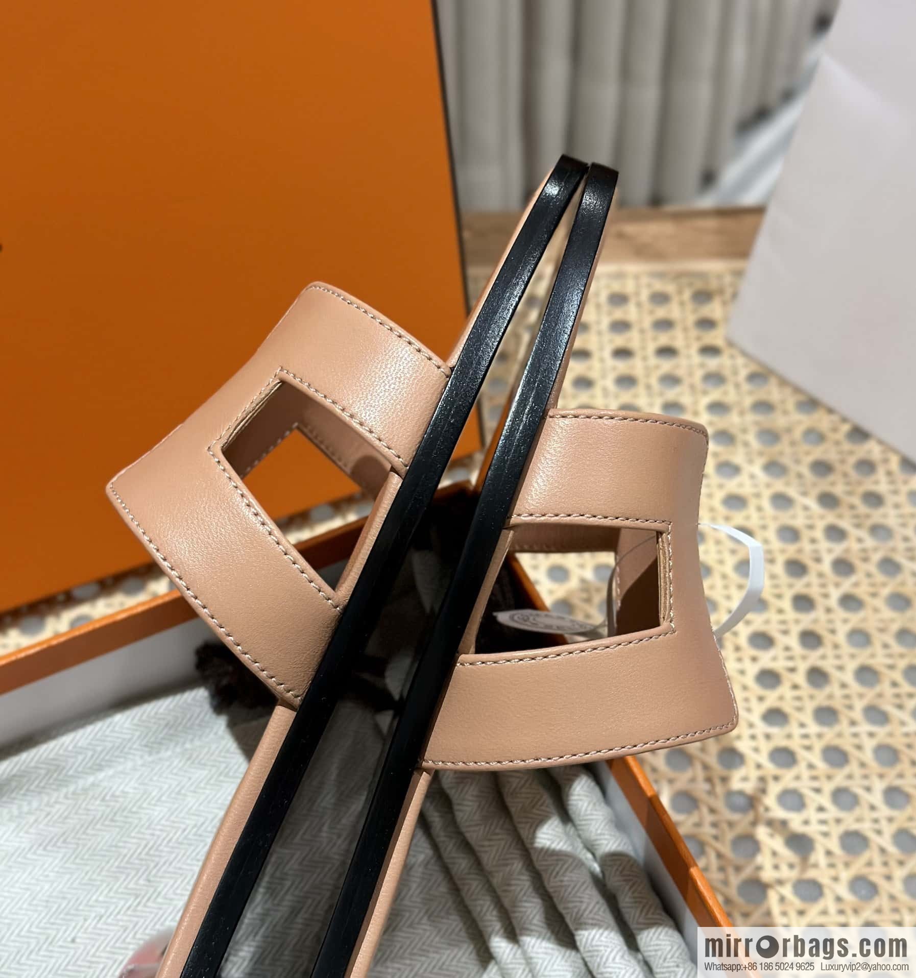 Hermès leather outsole H slippers