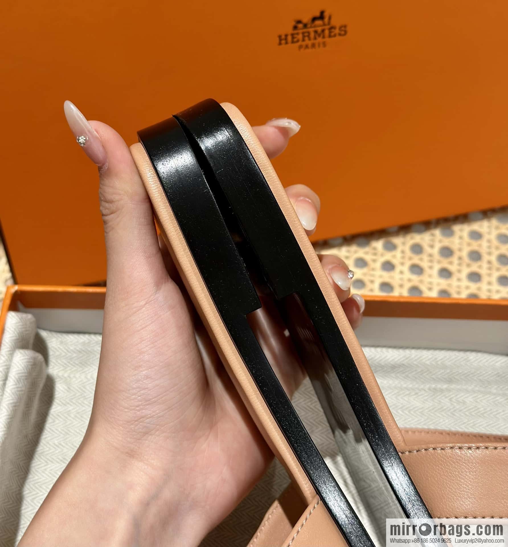 Hermès leather outsole H slippers