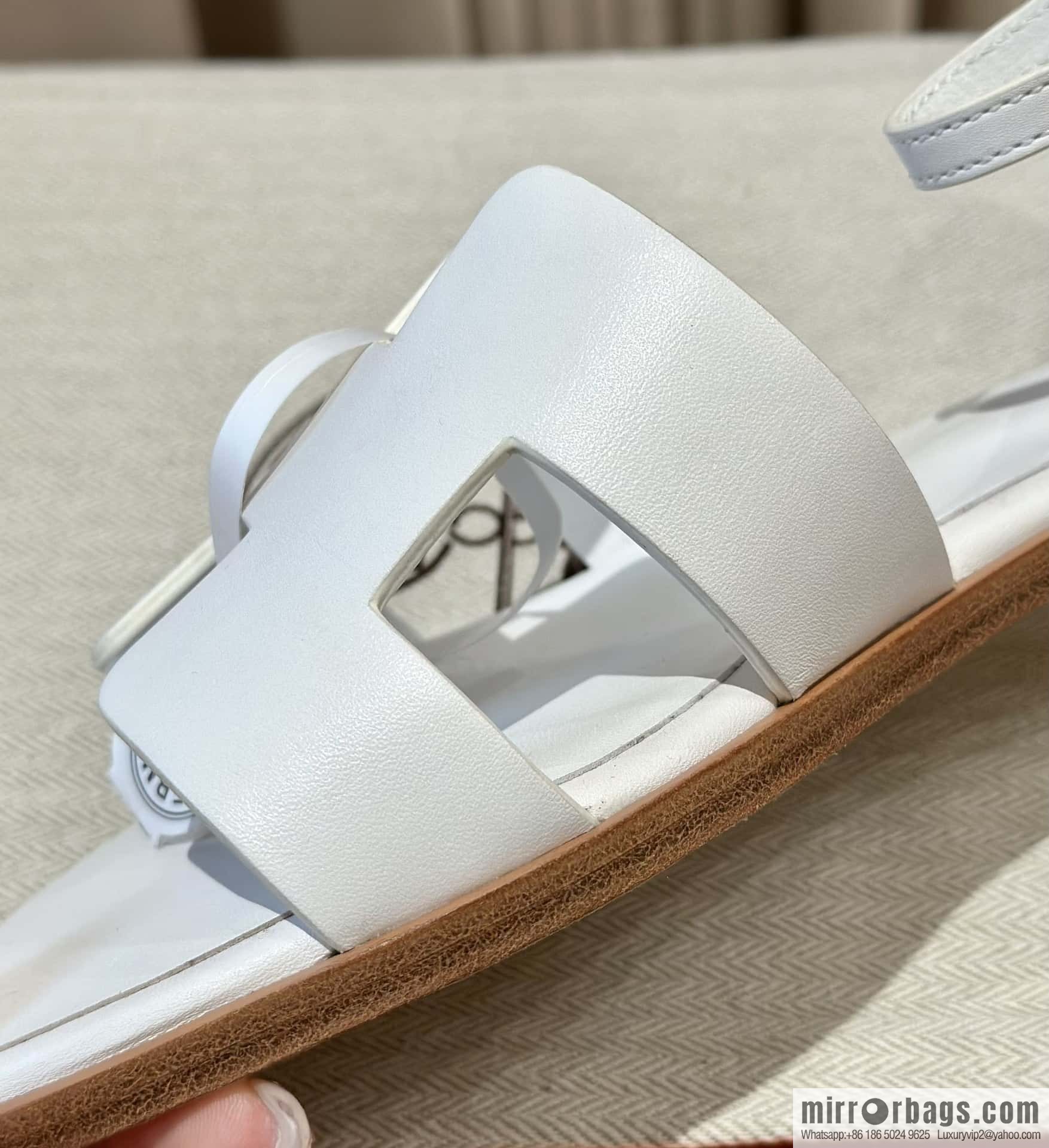 Hermès imported Italian cowhide, new small sandals