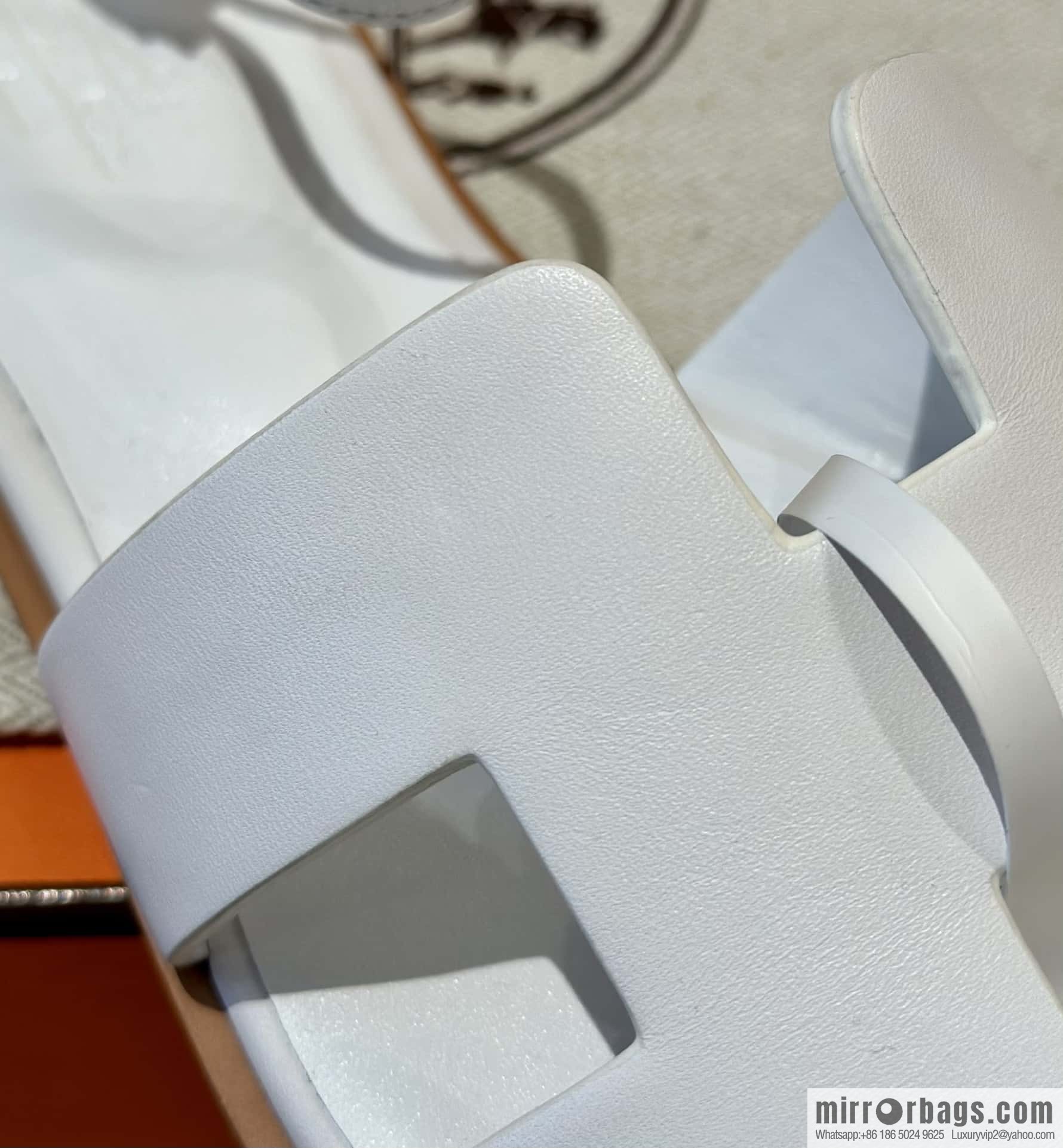 Hermès imported Italian cowhide, new small sandals