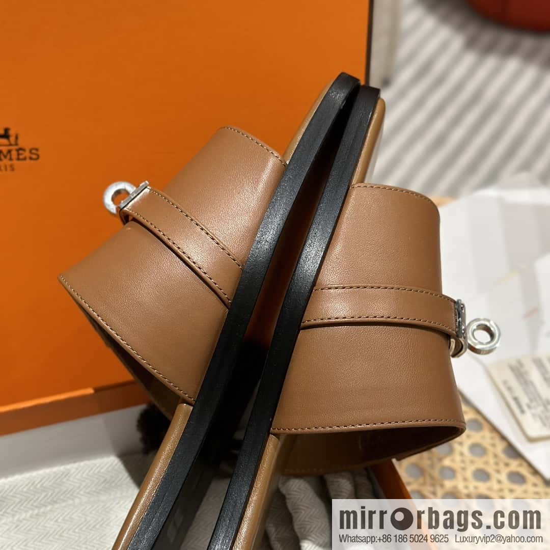 Hermès 2023 Latest Kelly Button Slippers