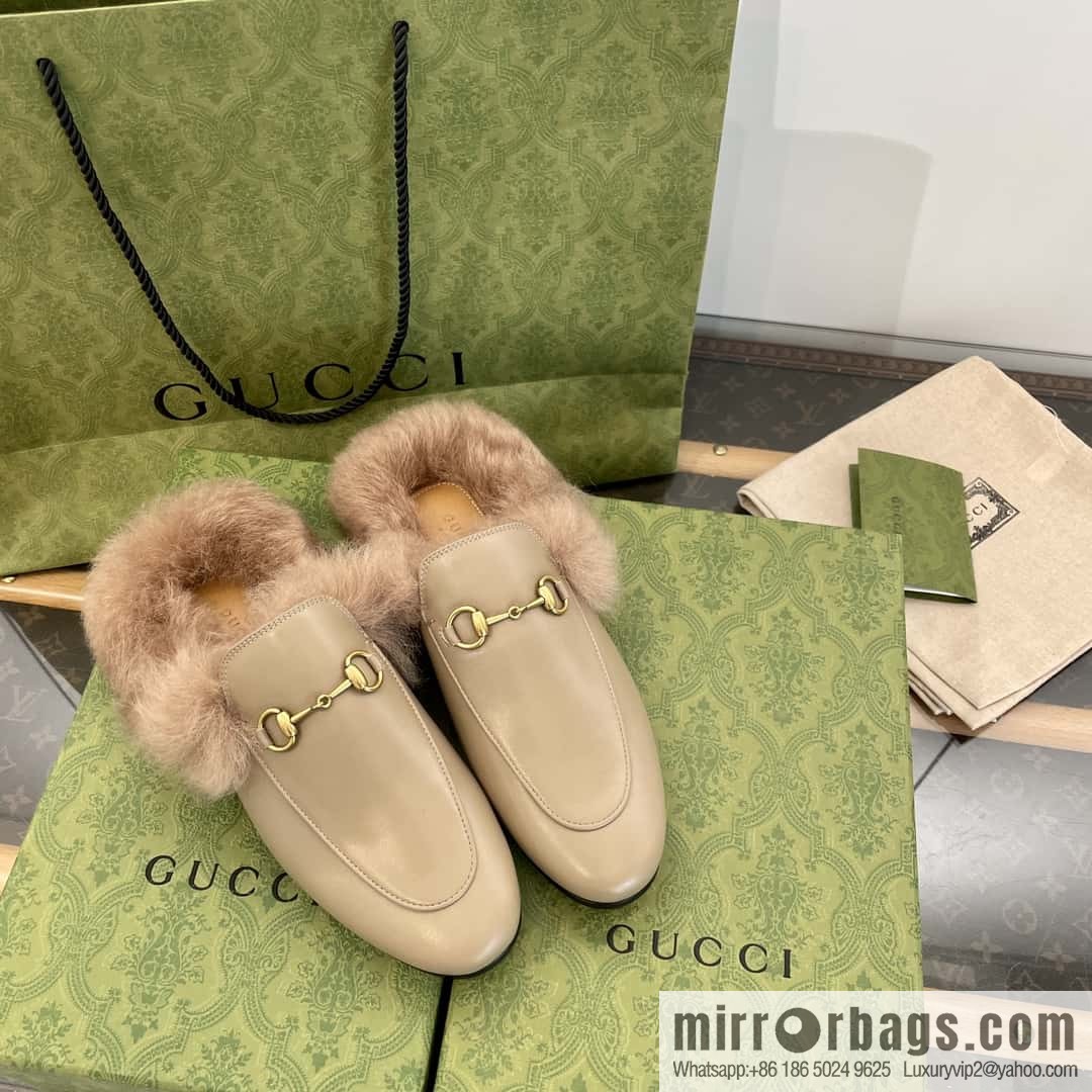 GUCCI Gucci Classic Hairy Half Tow