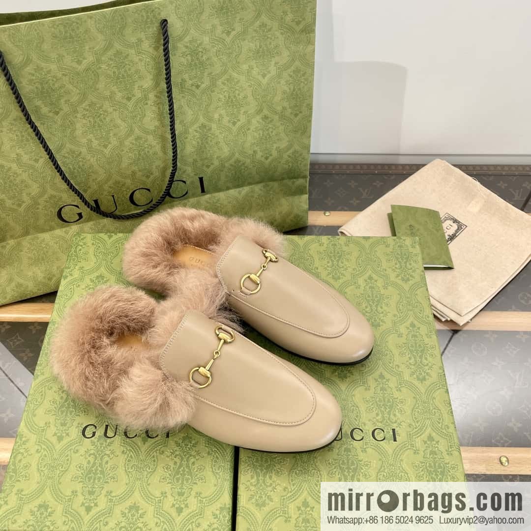 GUCCI Gucci Classic Hairy Half Tow
