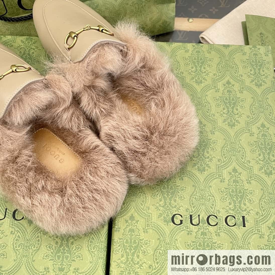 GUCCI Gucci Classic Hairy Half Tow