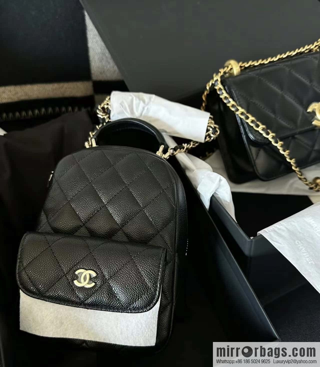 CHANEL 24C early spring vacation series, lychee leather backpack AP3753 black