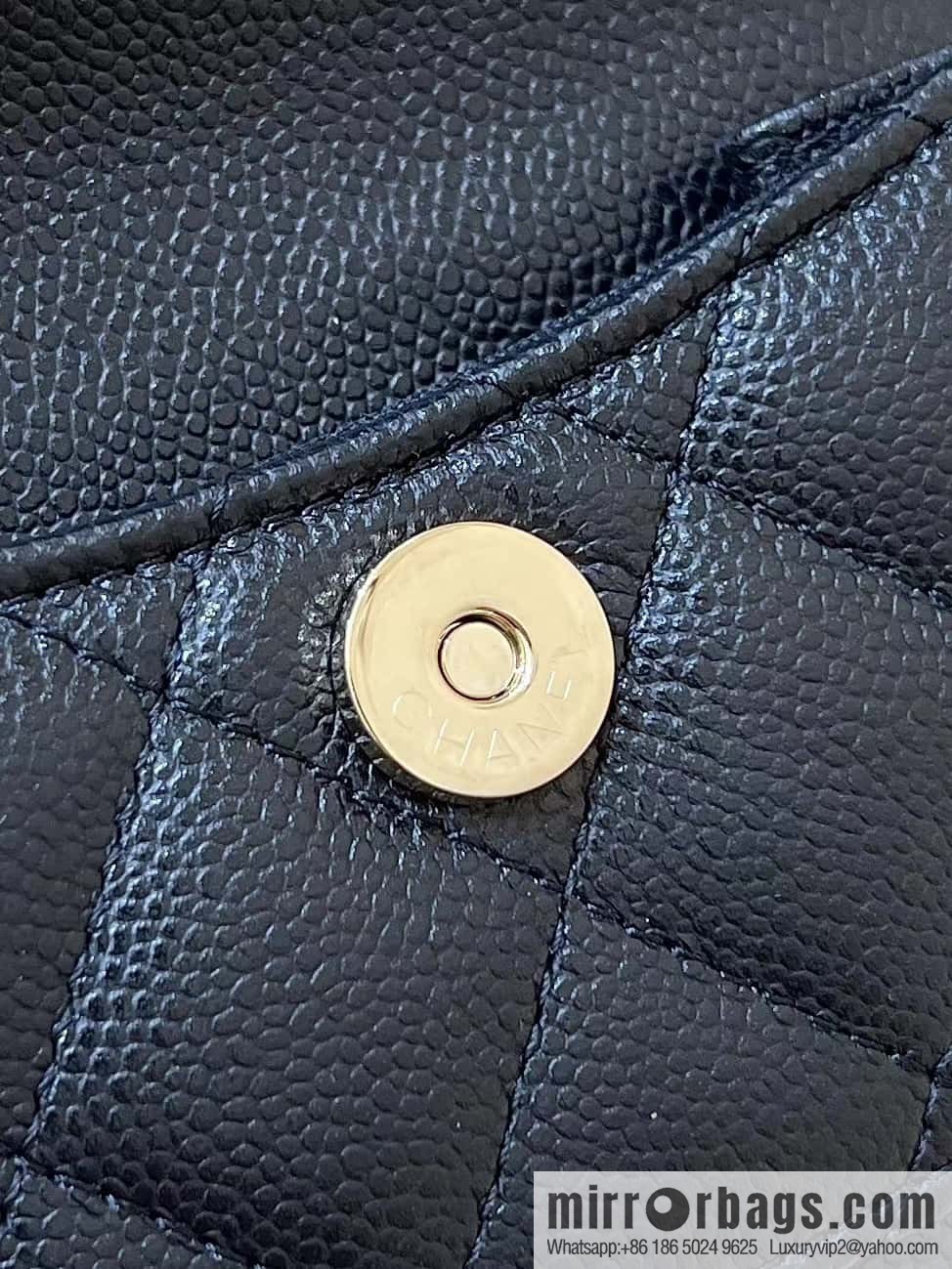 CHANEL 24C early spring vacation series, lychee leather backpack AP3753 black