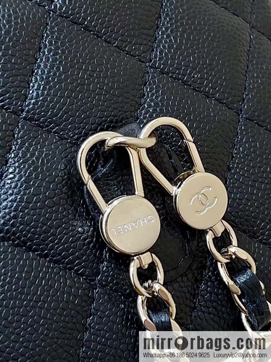 CHANEL 24C early spring vacation series, lychee leather backpack AP3753 black