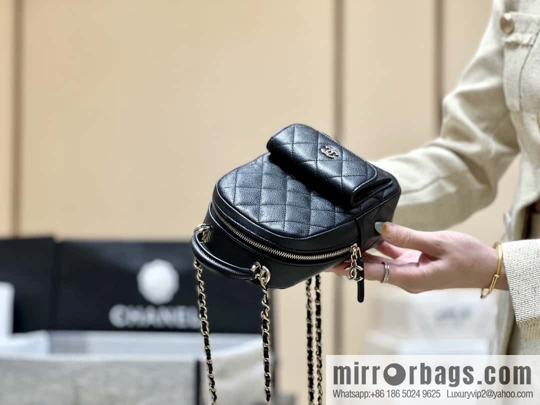 CHANEL 24C early spring vacation series, lychee leather backpack AP3753 black