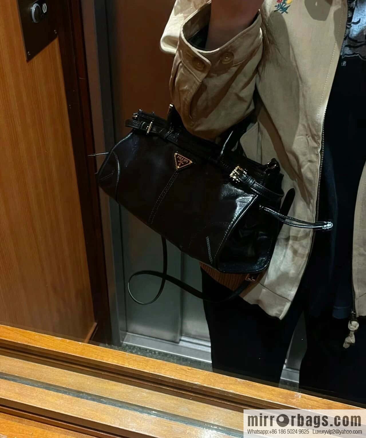 PRADA LusSolf oil wax leather tote bag 🎉 1BA426A portable model (short handle)