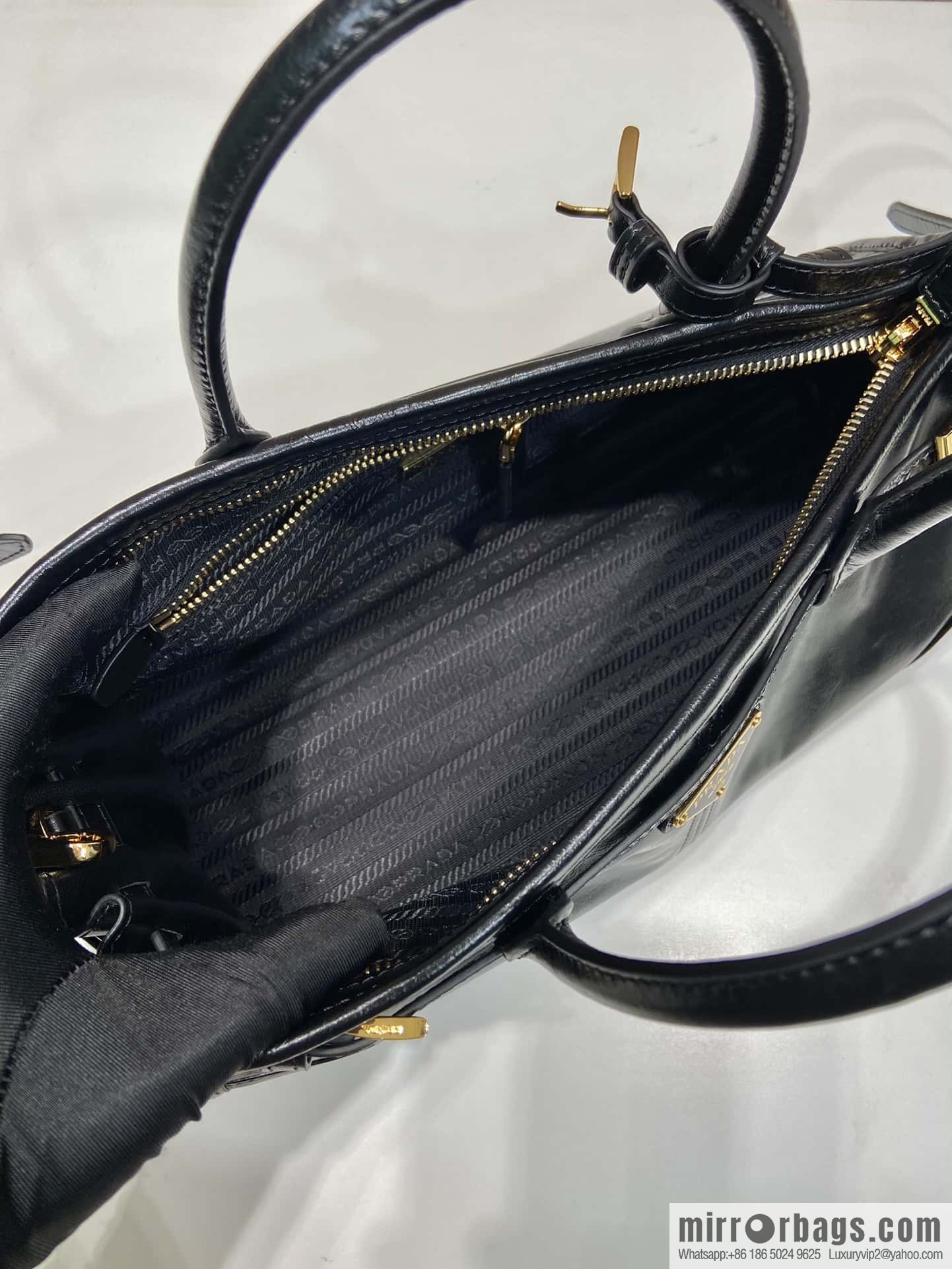 PRADA LusSolf oil wax leather tote bag 🎉 1BA426A portable model (short handle)
