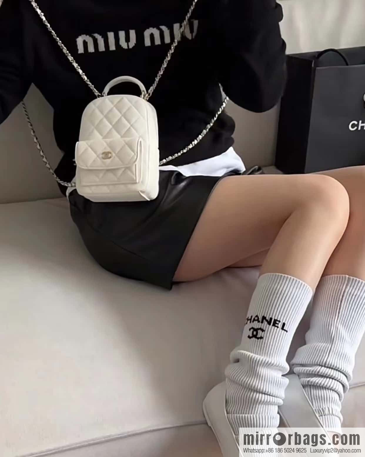 CHANEL 24C early spring holiday series, lychee leather backpack AP3753 white