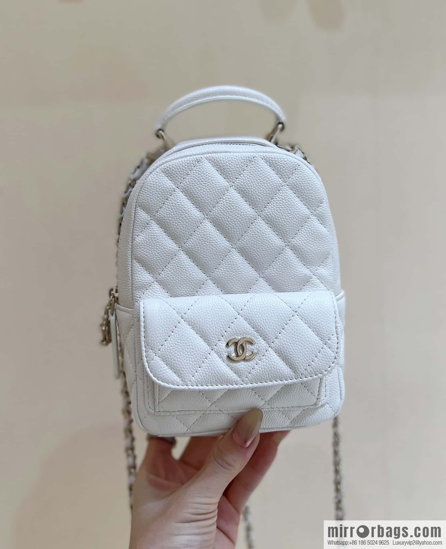 CHANEL 24C early spring holiday series, lychee leather backpack AP3753 white