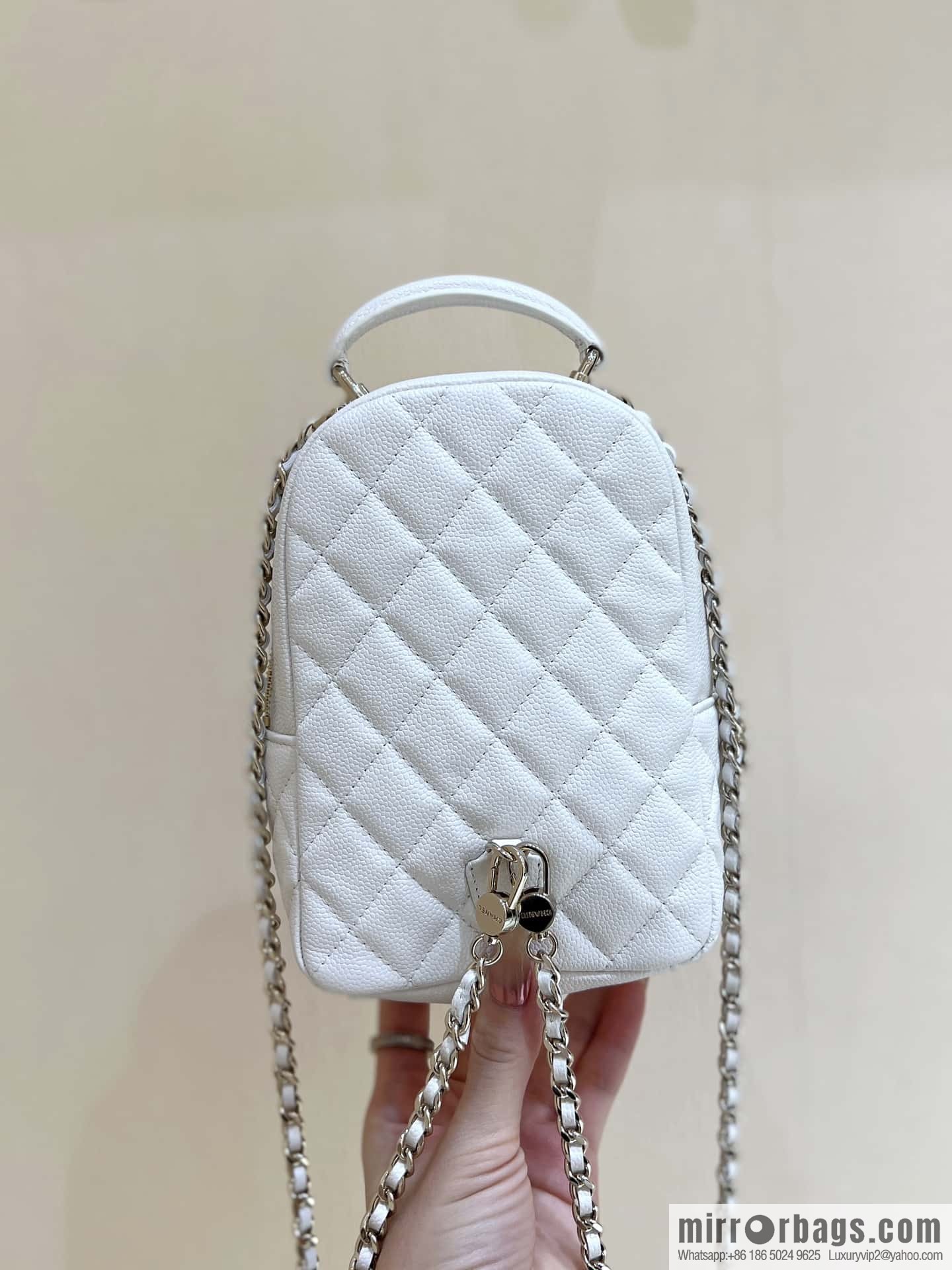 CHANEL 24C early spring holiday series, lychee leather backpack AP3753 white