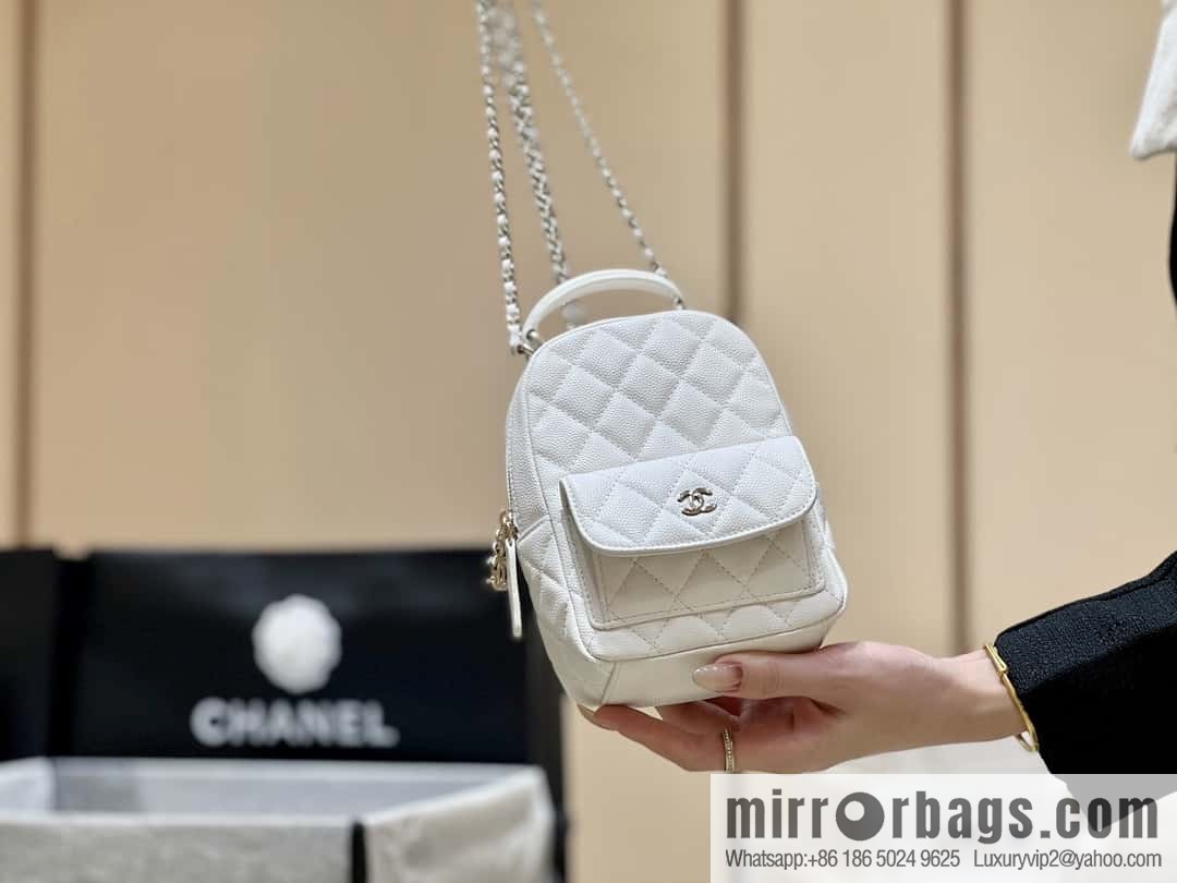 CHANEL 24C early spring holiday series, lychee leather backpack AP3753 white