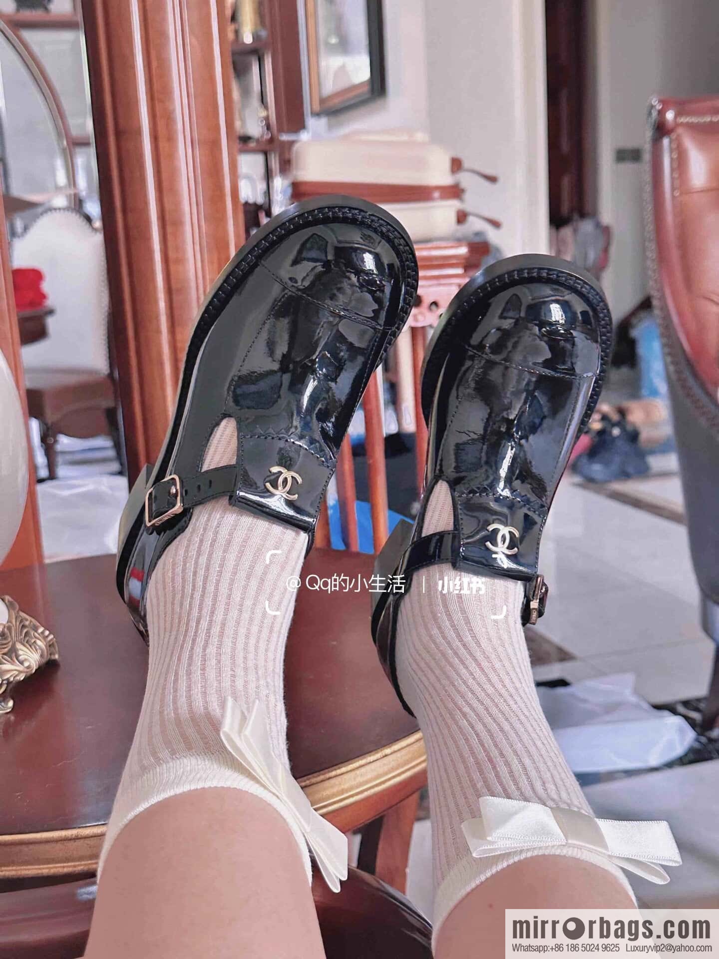 CHANEL Xiaoxiang patent leather glossy Mary Jane platform loafers