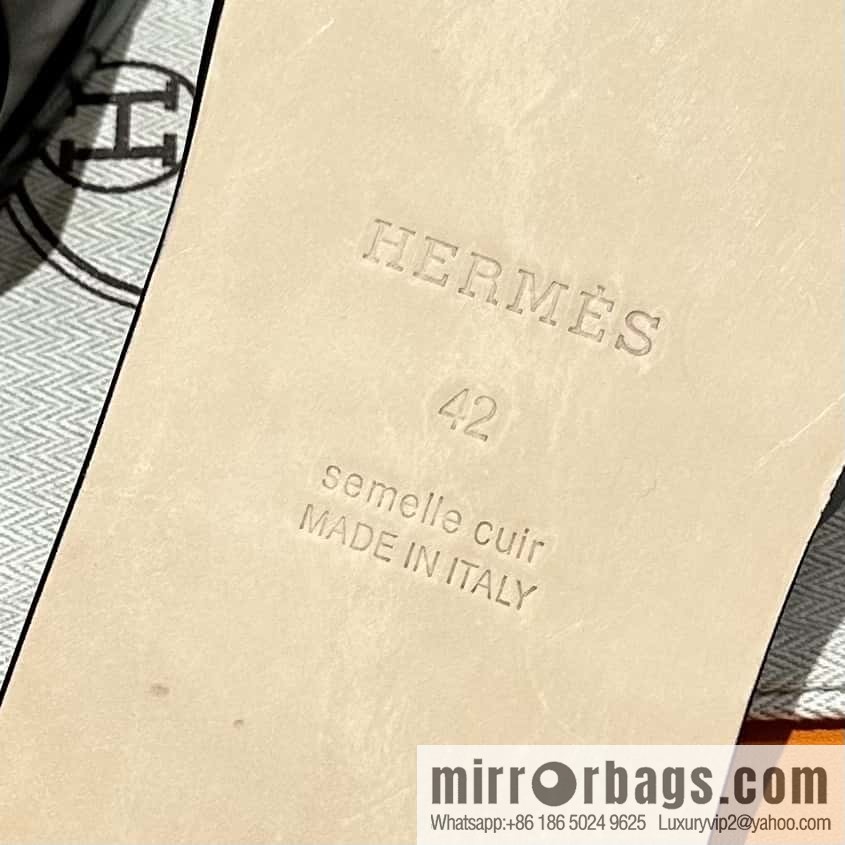 Hermès Men's Slippers