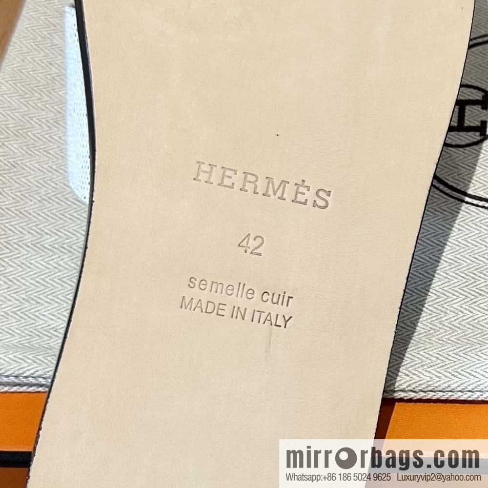 Hermès Men's Slippers