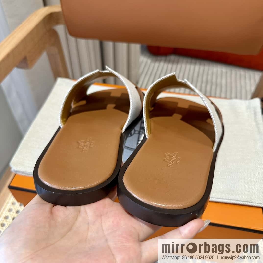 Hermès Men's Slippers