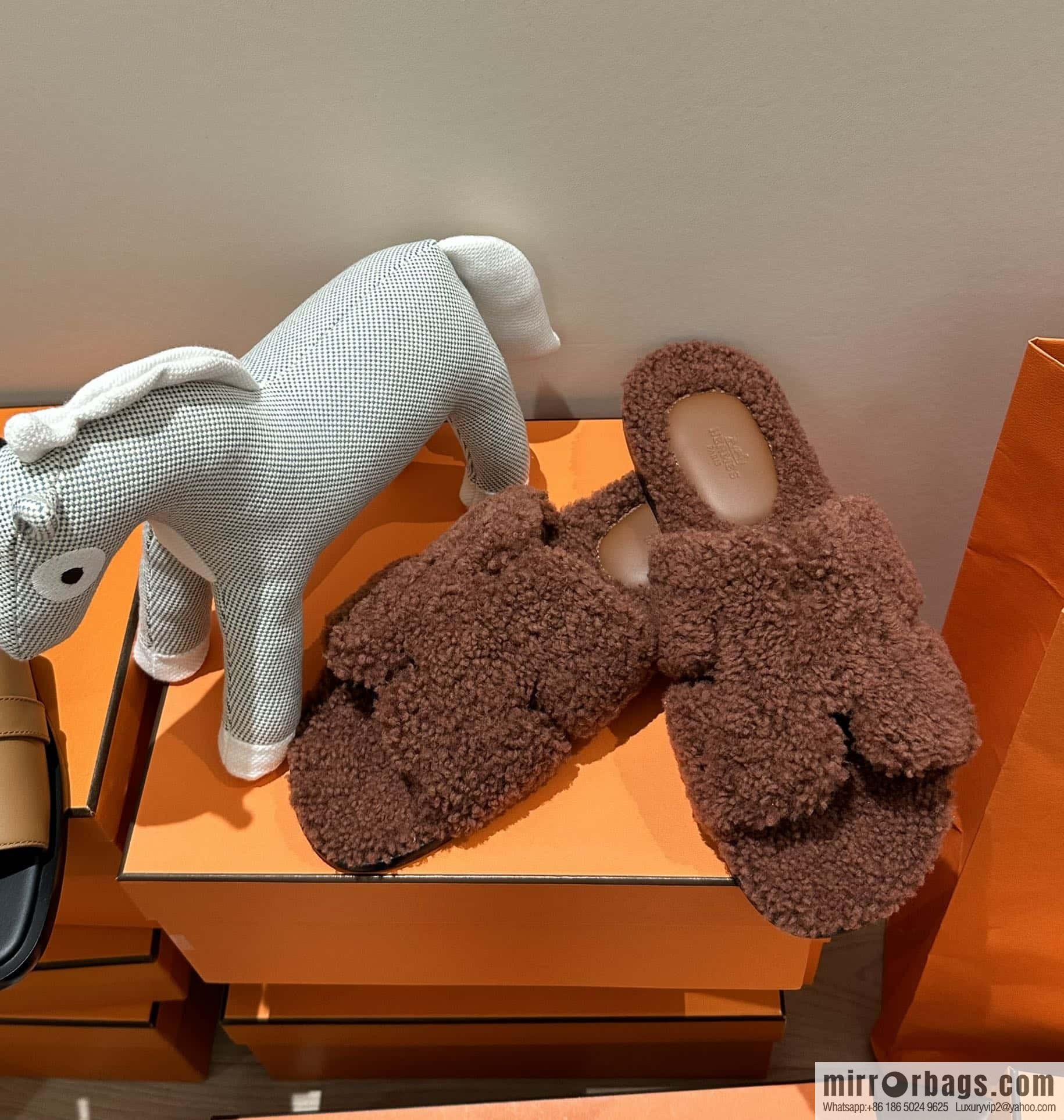 Hermès imported lamb wool lzmir series men's sandals