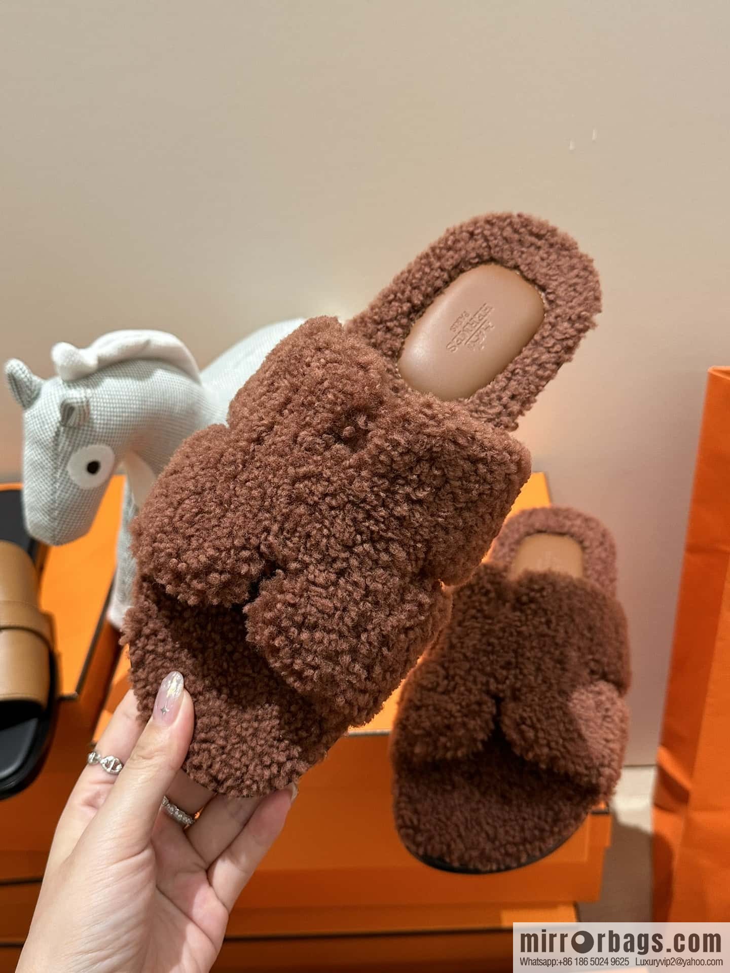 Hermès imported lamb wool lzmir series men's sandals