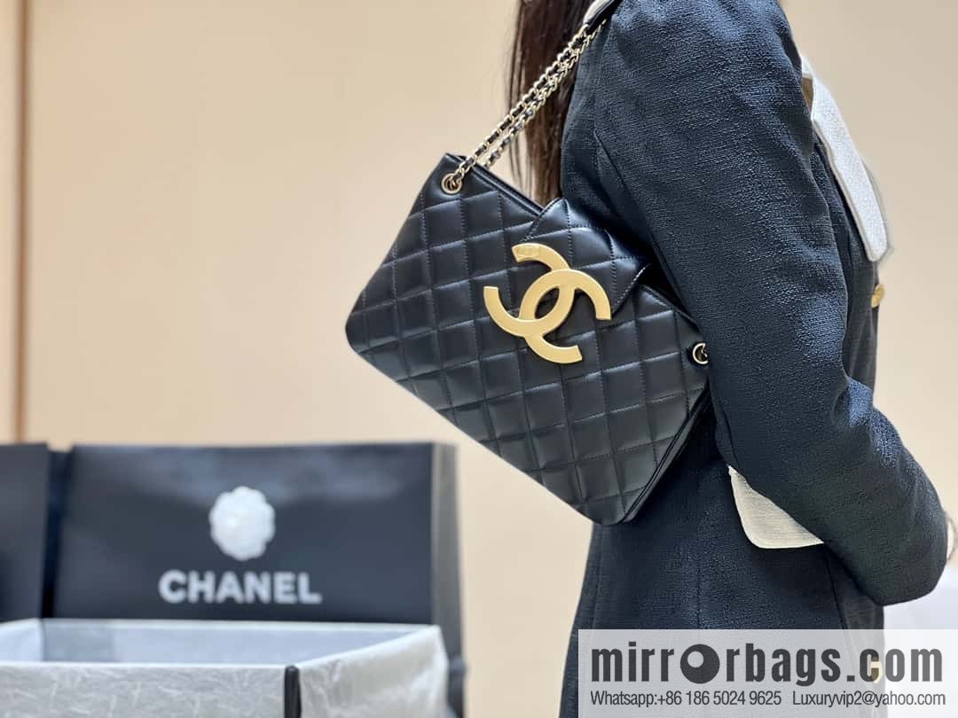 CHANEL 24C early spring vacation series, big double C Vintage tote shopping bag AS4603