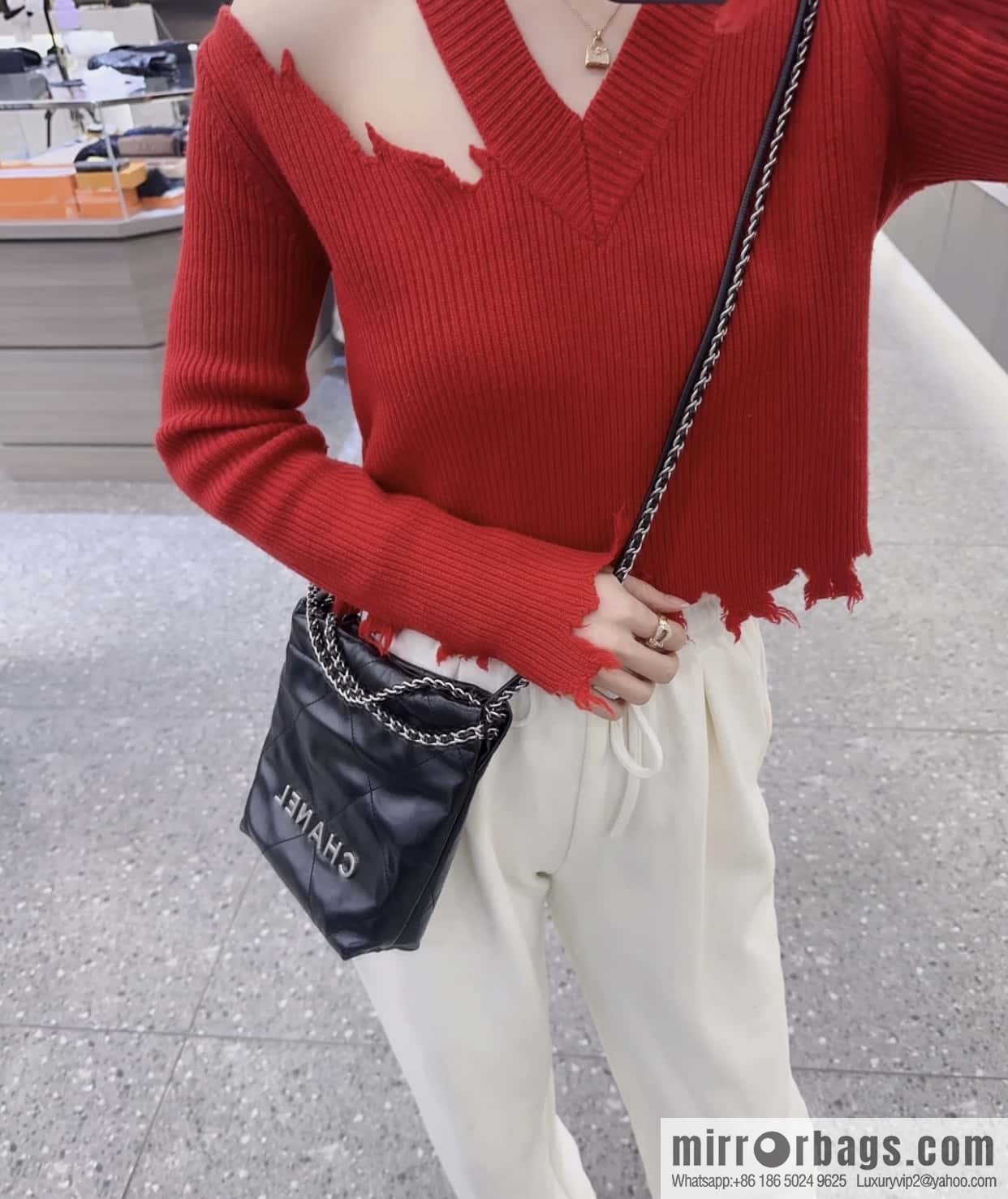 CHANEL 23s spring and summer new 22Mini bag original leather AS3980 black/silver buckle
